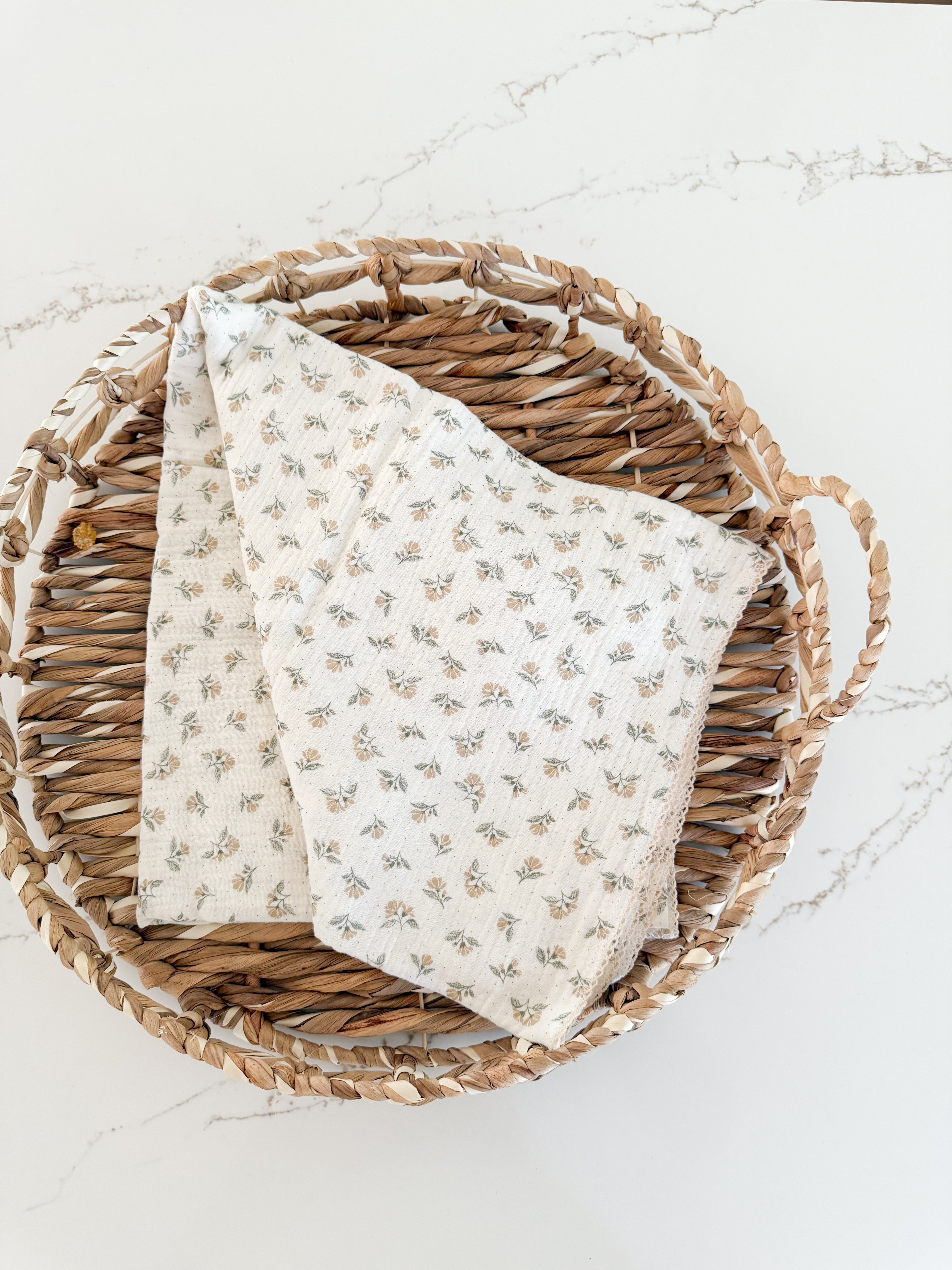 Muslin Floral Swaddle - Daisy Dreams